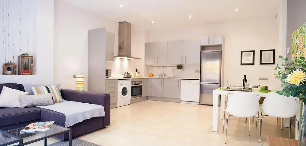 Feelathome Mozart Apartments Barcelona 0*,  Spain