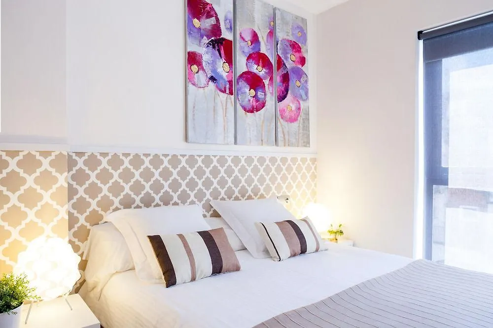 Feelathome Mozart Apartments Barcelona 0*,