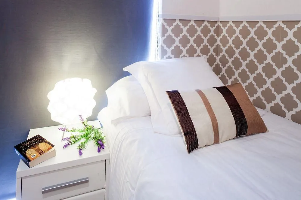 Feelathome Mozart Apartments Barcelona