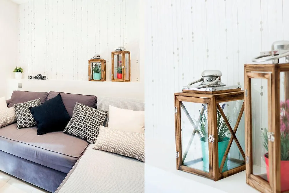 Feelathome Mozart Apartments Barcelona Spain
