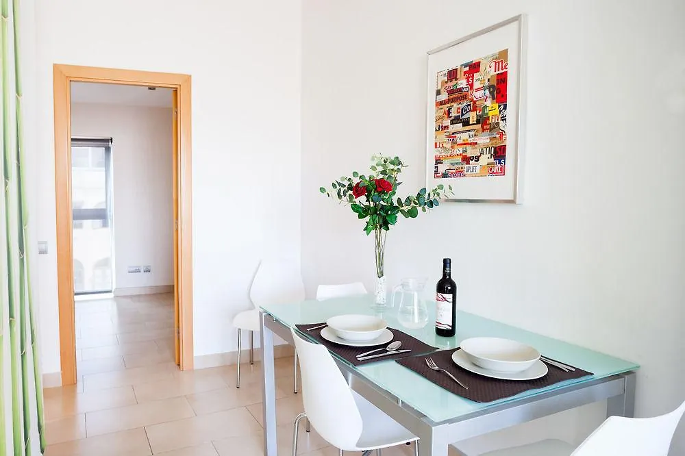 Feelathome Mozart Apartments Barcellona 0*,